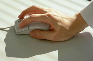 アウトドア愛好者必見！便利なポータブルバッテリーのレンタルサービスを徹底解説