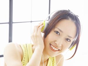 家族との特別な時間を演出！予算に合わせたホームシアターの導入方法